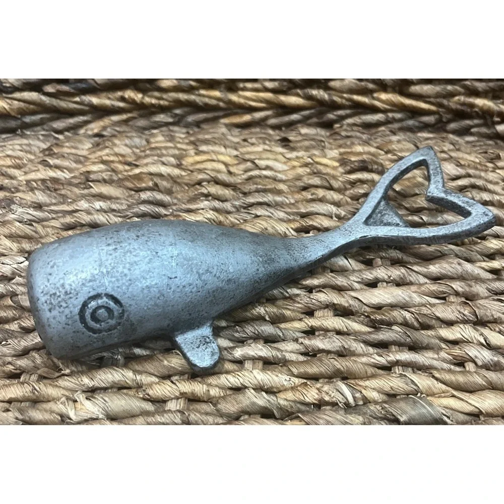 Tommy Bahama Cast Iron Whale Bottle Opener Beer Soda Drink Barware Heavy Duty!‎